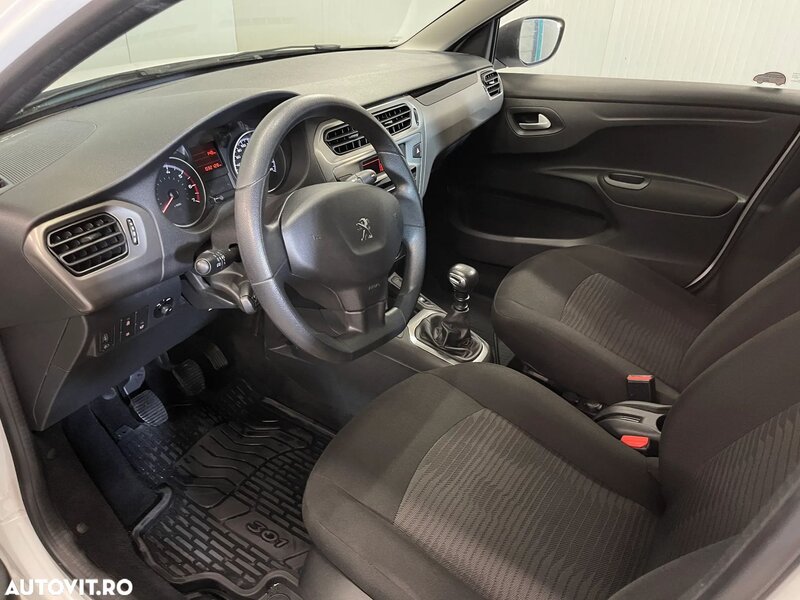 Peugeot 301