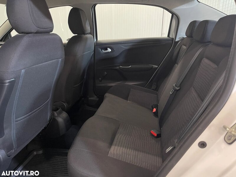 Peugeot 301